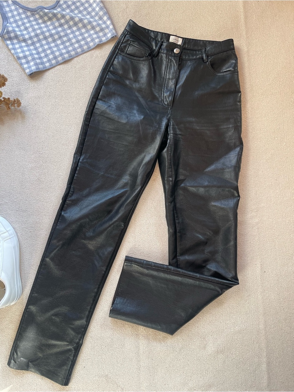 Wilfred (Aritzia) Black Faux Leather High-rise Straight-Leg Jeans — Size 4